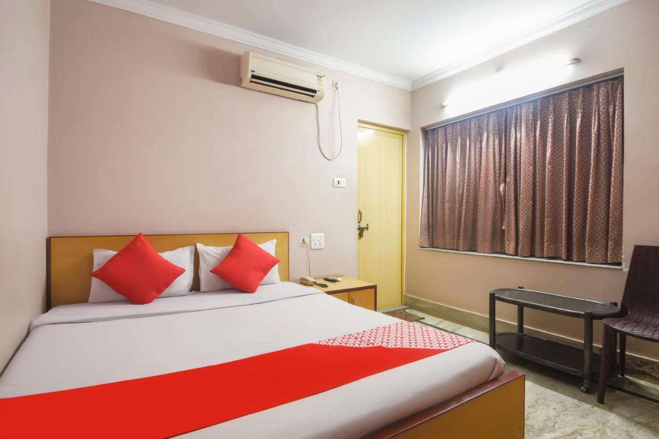 Hotel Shri Ram Нью-Дели Экстерьер фото
